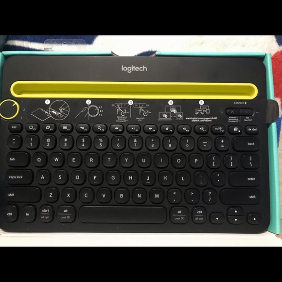 Wireless Keyboard - Picture 2 of 3